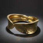 Auric Wave Bangle - Image 3