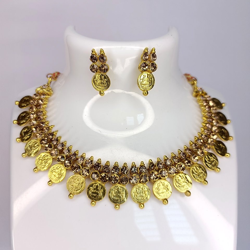 960X960_01 Golden Coin Sparkle Necklace - Image 1