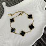 Noir Bloom Bracelet - Image 2
